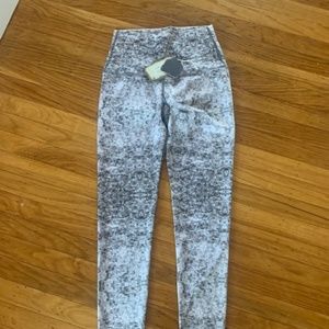 Mika Yoga Wear Kaya High-Waisted Leggings